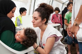 5 yaş altı mülteci çocukların aşılarının ücretsiz tamamlanması hakkında önemli bilgilendirme