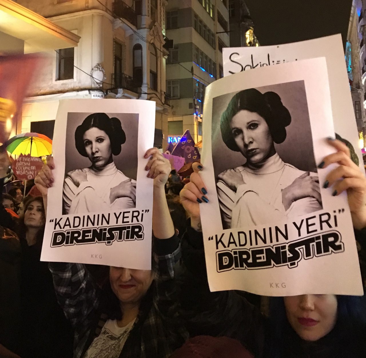 #8Mart Feminist Gece Yürüyüşü’nde Binlerce Kadın Yürüdü