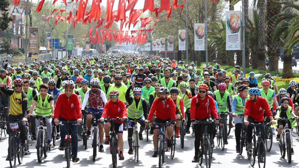 8. Yeşilay Bisiklet Turunda 2 Bin Bisikletsever Bağımlılıkla Mücadele İçin Pedal Çevirdi