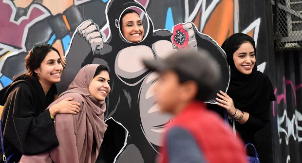Suudi kadınlardan radyo kanalı: Feminizm FM