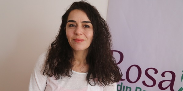 Diyarbakır’da Rosa Kadın Derneği’nin 3 Üyesi Dahil 22 Kadın Gözaltına Alındı